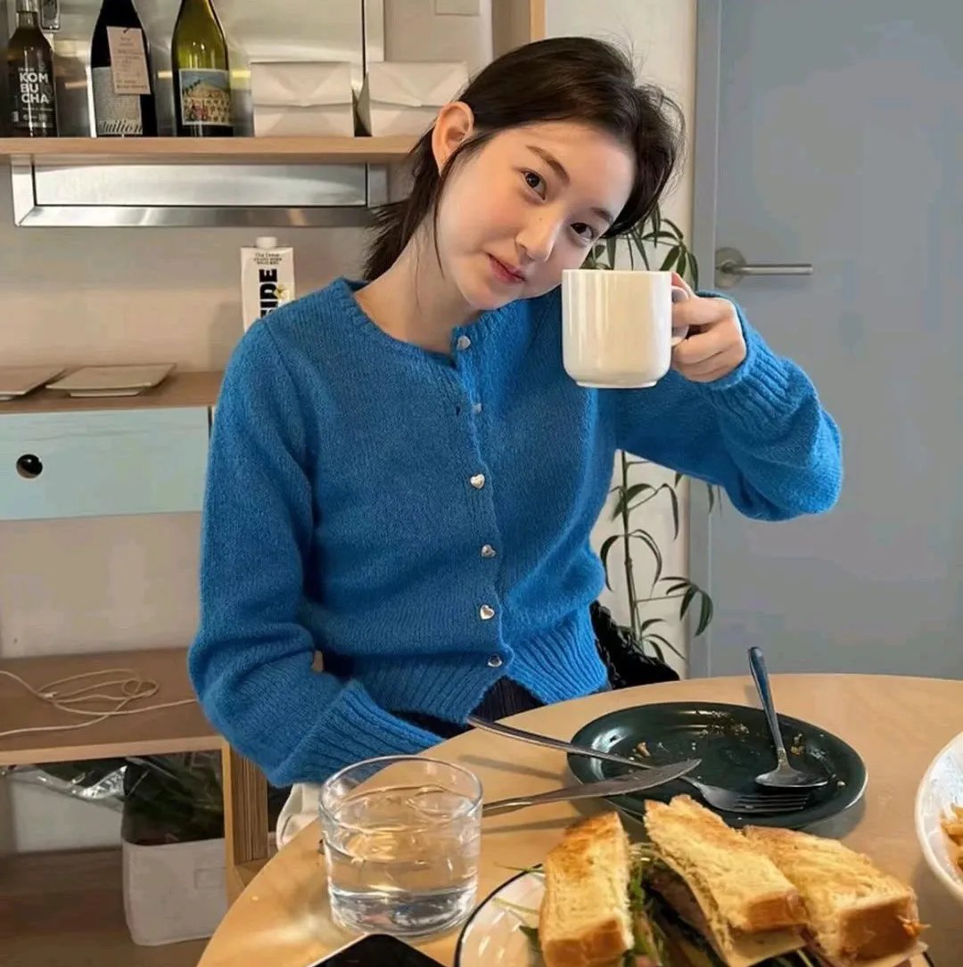 注视我心